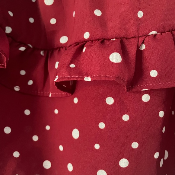 Red polka dot skirt! - Picture 3 of 4